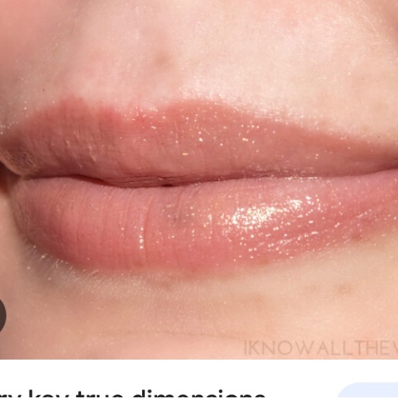 True dimensions sheer lipstick, mary Kay - Picture 5 of 5